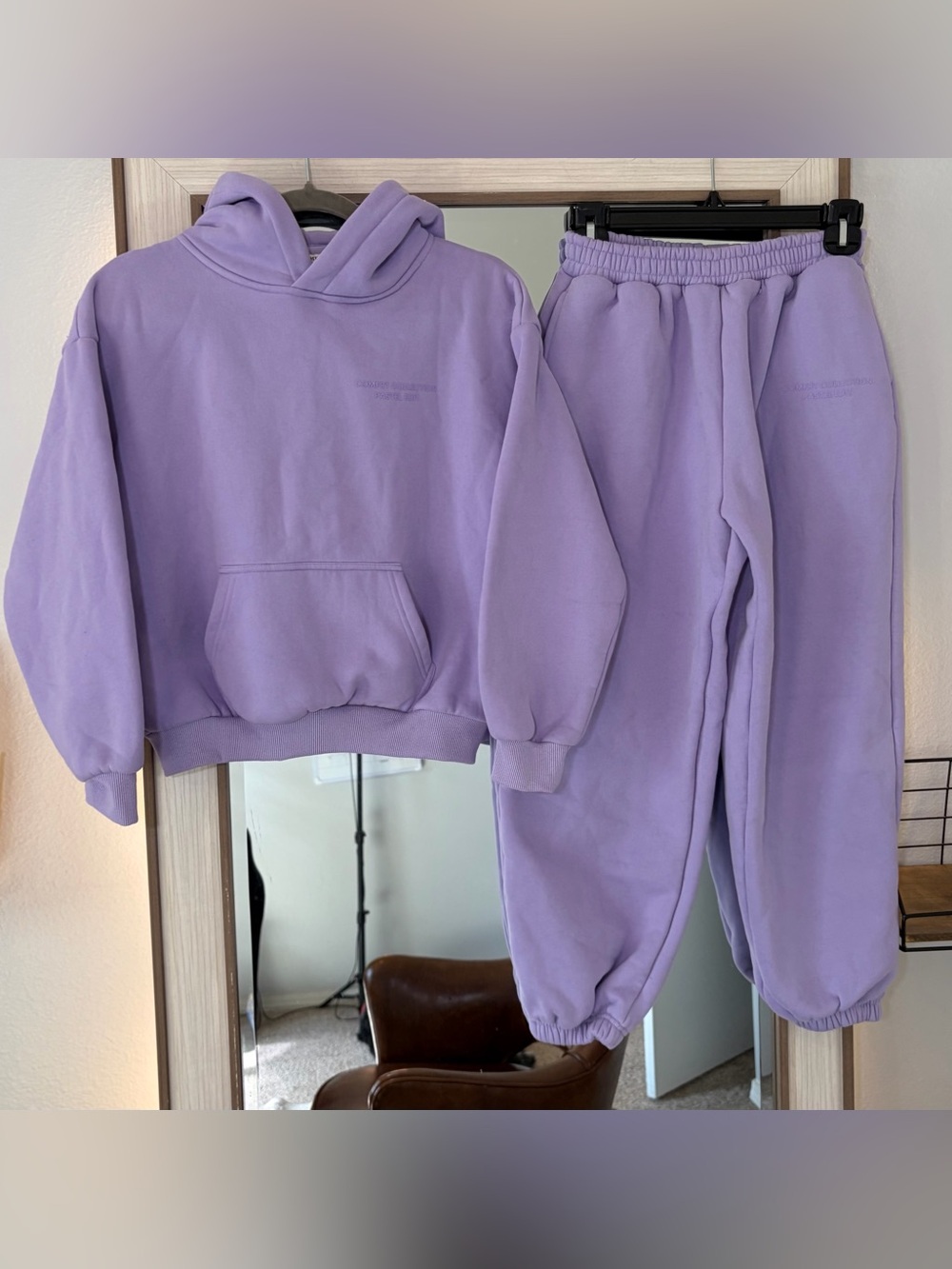 Comfrt Colors Youth Lavender Hooded Sweatshirt and Sweatpants Set size XL 12-14